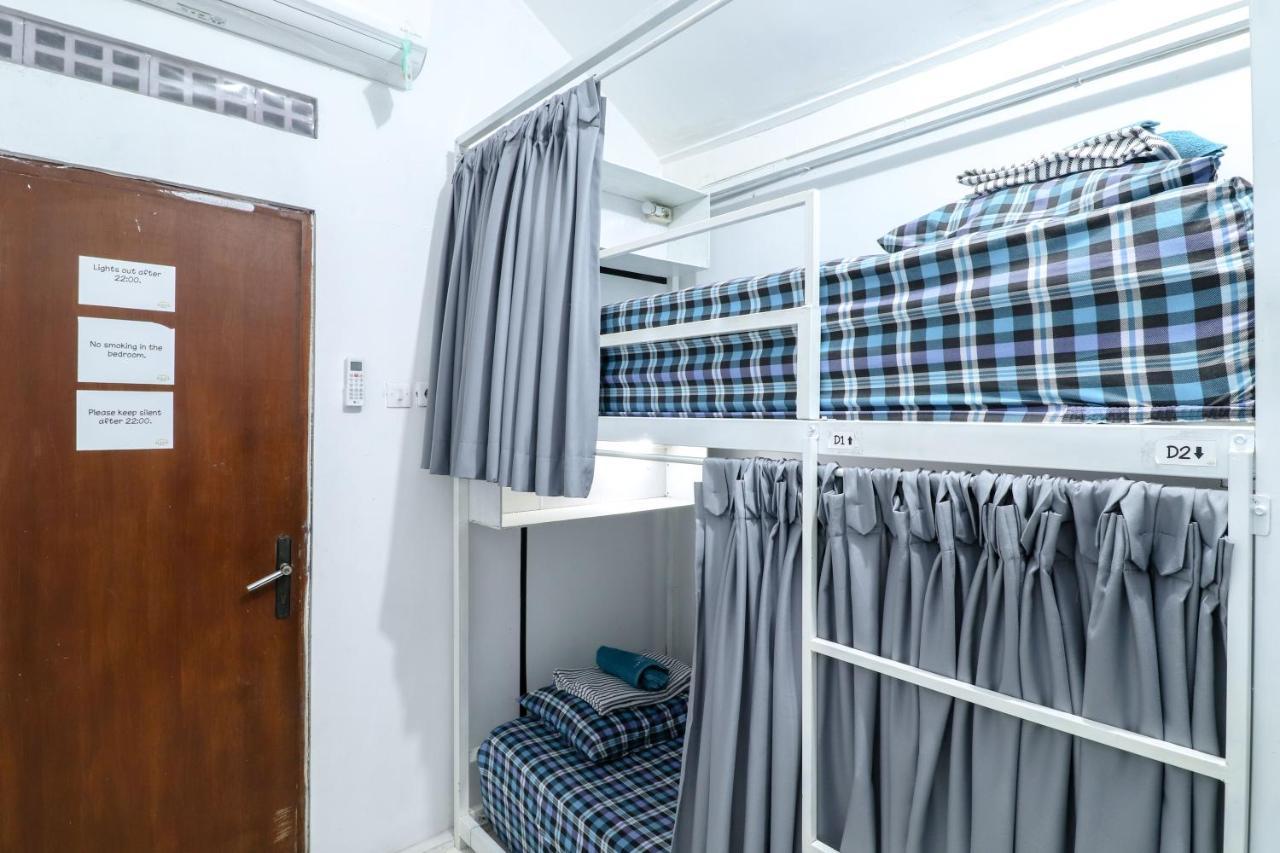 Alexiz Hostel Yogyakarta Luaran gambar