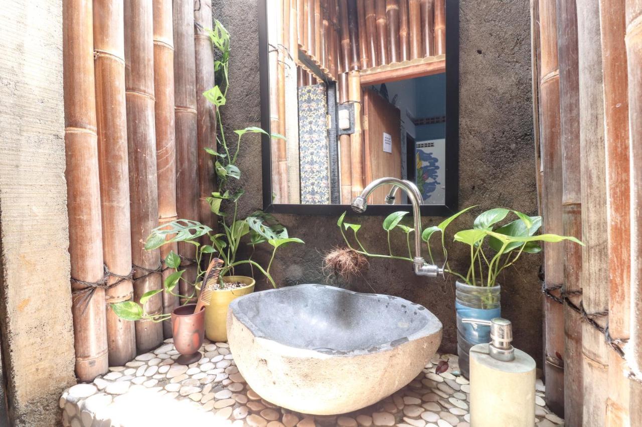 Alexiz Hostel Yogyakarta Luaran gambar